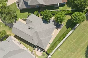 8421 La Fontaine Dr, North Richland Hills, TX 76182 - Photo 31