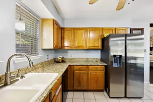 2032 Spicewood Rd, Bedford, TX 76021 - Photo 7
