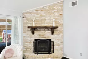 2032 Spicewood Rd, Bedford, TX 76021 - Photo 5