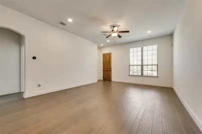 2401 Cort Drive #D, Carrollton, TX 75010 - Photo 5