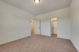 2401D Ct Dr, Carrollton, TX 75010 - Photo 23