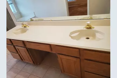 5423 Bryce Canyon Court, Fort Worth, TX 76137 - Photo 17