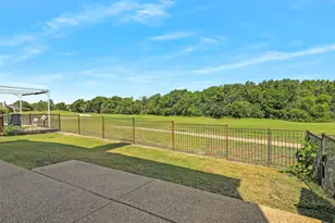 9233 Dark Forest Dr, Plano, TX 75025 - Photo 39