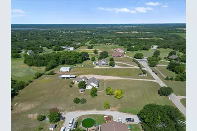 289 County Road 4655, Rhome, TX 76078 - Photo 31