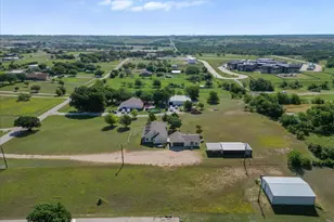 289 Co Rd 4655, Rhome, TX 76078 - Photo 33