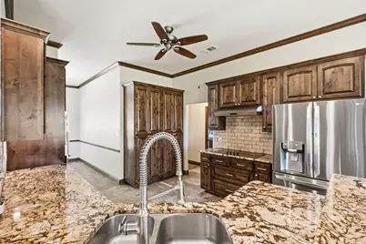 716 Retoma Park Drive, Robinson, TX 76706 - Photo 7