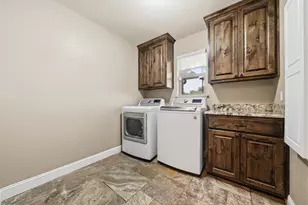 716 Retoma Park Dr, Robinson, TX 76706 - Photo 11