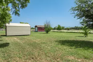716 Retoma Park Dr, Robinson, TX 76706 - Photo 33