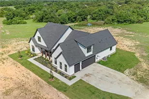 1100 Maverick Ct, Rio Vista, TX 76093 - Photo 27