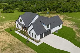 1100 Maverick Ct, Rio Vista, TX 76093 - Photo 21