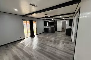 415 W Highland Dr, Whitewright, TX 75491 - Photo 37