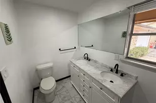 415 W Highland Dr, Whitewright, TX 75491 - Photo 9