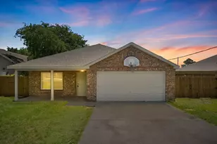 4920 S Peachtree Rd, Balch Springs, TX 75180 - Photo 1