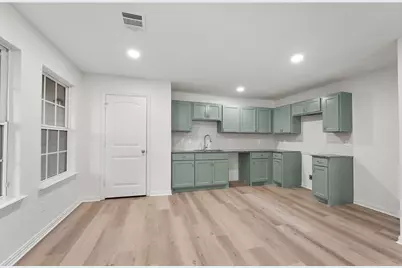 4920 S Peachtree Road, Balch Springs, TX 75180 - Photo 5