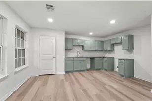 4920 S Peachtree Rd, Balch Springs, TX 75180 - Photo 5