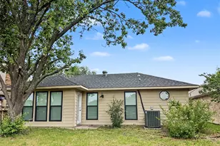2730 Big Oaks Dr, Garland, TX 75044 - Photo 15