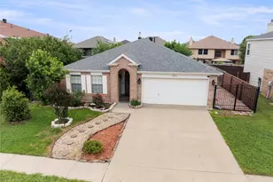 206 Shady Brook Dr, Arlington, TX 76002 - Photo 3