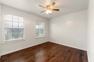 206 Shady Brook Dr, Arlington, TX 76002 - Photo 17