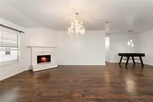 206 Shady Brook Dr, Arlington, TX 76002 - Photo 11