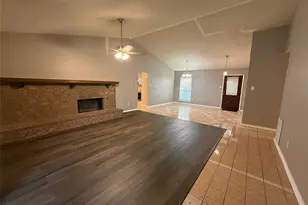 2834 Naples Dr, Garland, TX 75040 - Photo 3