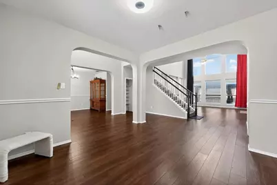 205 Lake Village Drive, McKinney, TX 75071 - Photo 11