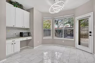 205 Lake Village Dr, McKinney, TX 75071 - Photo 17