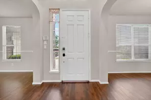 205 Lake Village Dr, McKinney, TX 75071 - Photo 7