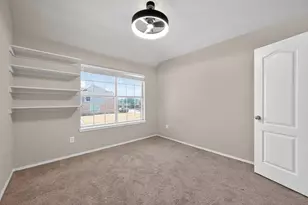 205 Lake Village Dr, McKinney, TX 75071 - Photo 13