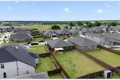 645 Pawprint Hollow, Godley, TX 76044 - Photo 39