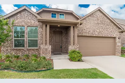 4742 Crestwood Drive, Haltom City, TX 76137 - Photo 3