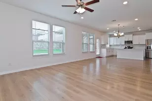 4742 Crestwood Dr, Haltom City, TX 76137 - Photo 9