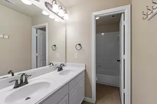 209 Westminster Dr, Lewisville, TX 75056 - Photo 23
