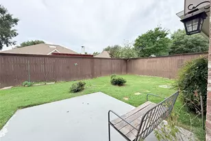 10123 Andre Dr, Irving, TX 75063 - Photo 31