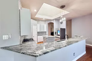 10123 Andre Dr, Irving, TX 75063 - Photo 15