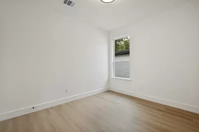 642 Bethpage Avenue, Dallas, TX 75217 - Photo 5
