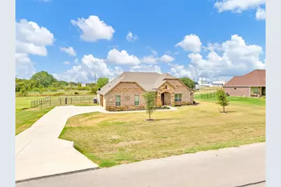 217 Maverick Court, Granbury, TX 76049 - Photo 29