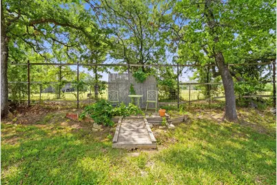224 Hidden Creek Loop, Weatherford, TX 76085 - Photo 31