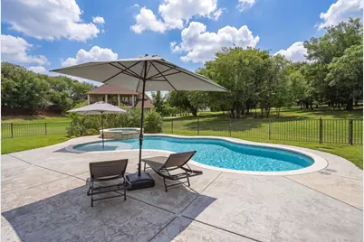 10512 Estancia Court, Fort Worth, TX 76108 - Photo 5