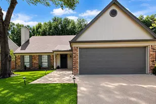 4325 Winchester Ct, Grand Prairie, TX 75052 - Photo 1