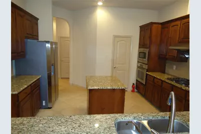 1004 Keats Drive, DeSoto, TX 75115 - Photo 9