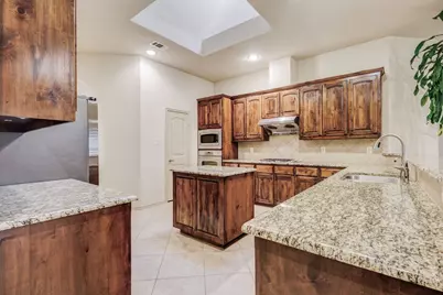 1004 Keats Drive, DeSoto, TX 75115 - Photo 13