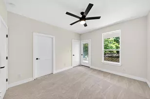 4128 Pluto St, Dallas, TX 75212 - Photo 19