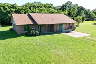 415 Meadowlark Trail, Springtown, TX 76082 - Photo 37