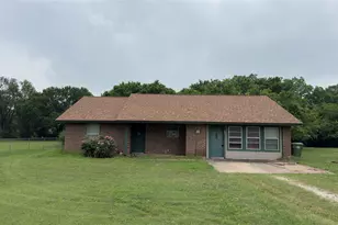 415 Meadowlark Trail, Springtown, TX 76082 - Photo 3