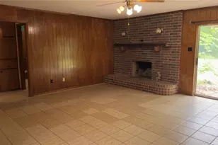415 Meadowlark Trail, Springtown, TX 76082 - Photo 9