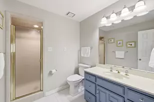 8814 Sanshire Ave, Dallas, TX 75231 - Photo 31
