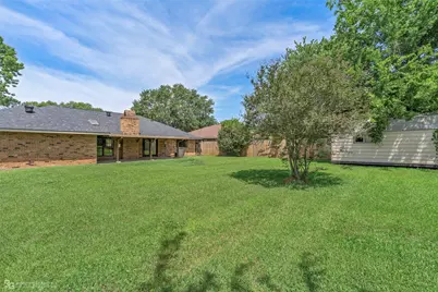 8669 Chalmette Drive, Shreveport, LA 71115 - Photo 5