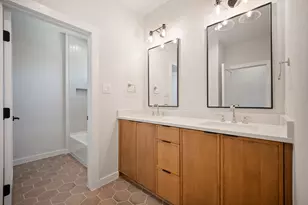 3989 Highgrove Dr, Dallas, TX 75220 - Photo 37