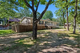 194 Indian Gap Dr, Mabank, TX 75156 - Photo 1
