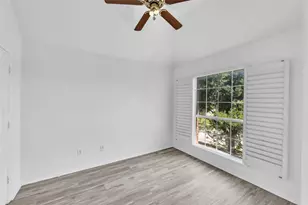 1372 Mae Dr, Carrollton, TX 75007 - Photo 25